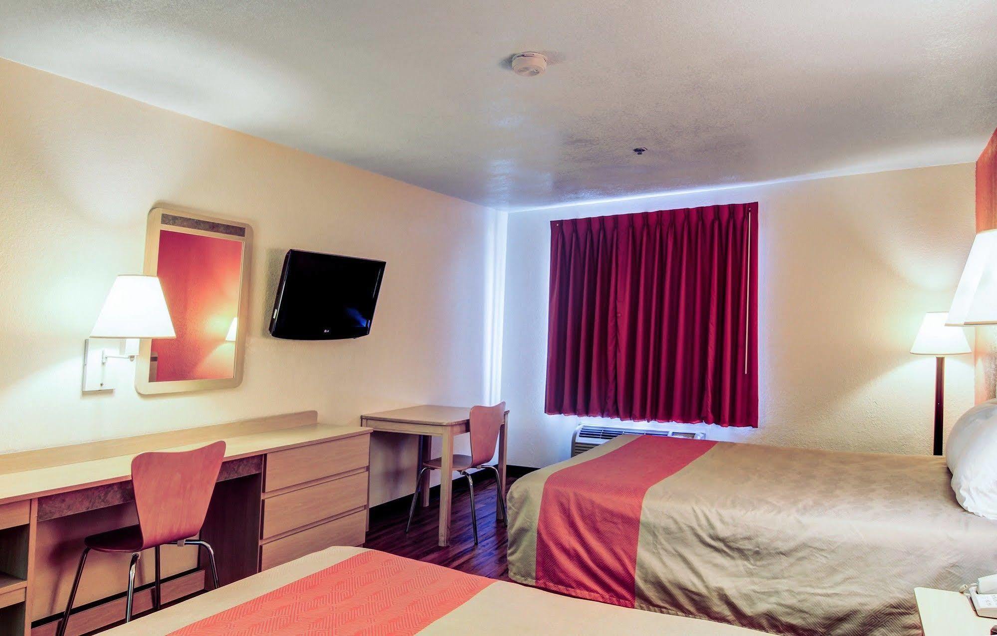 Motel 6-Columbia, Mo - East Luaran gambar