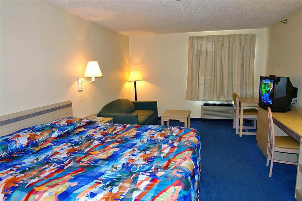 Motel 6-Columbia, Mo - East Bilik gambar